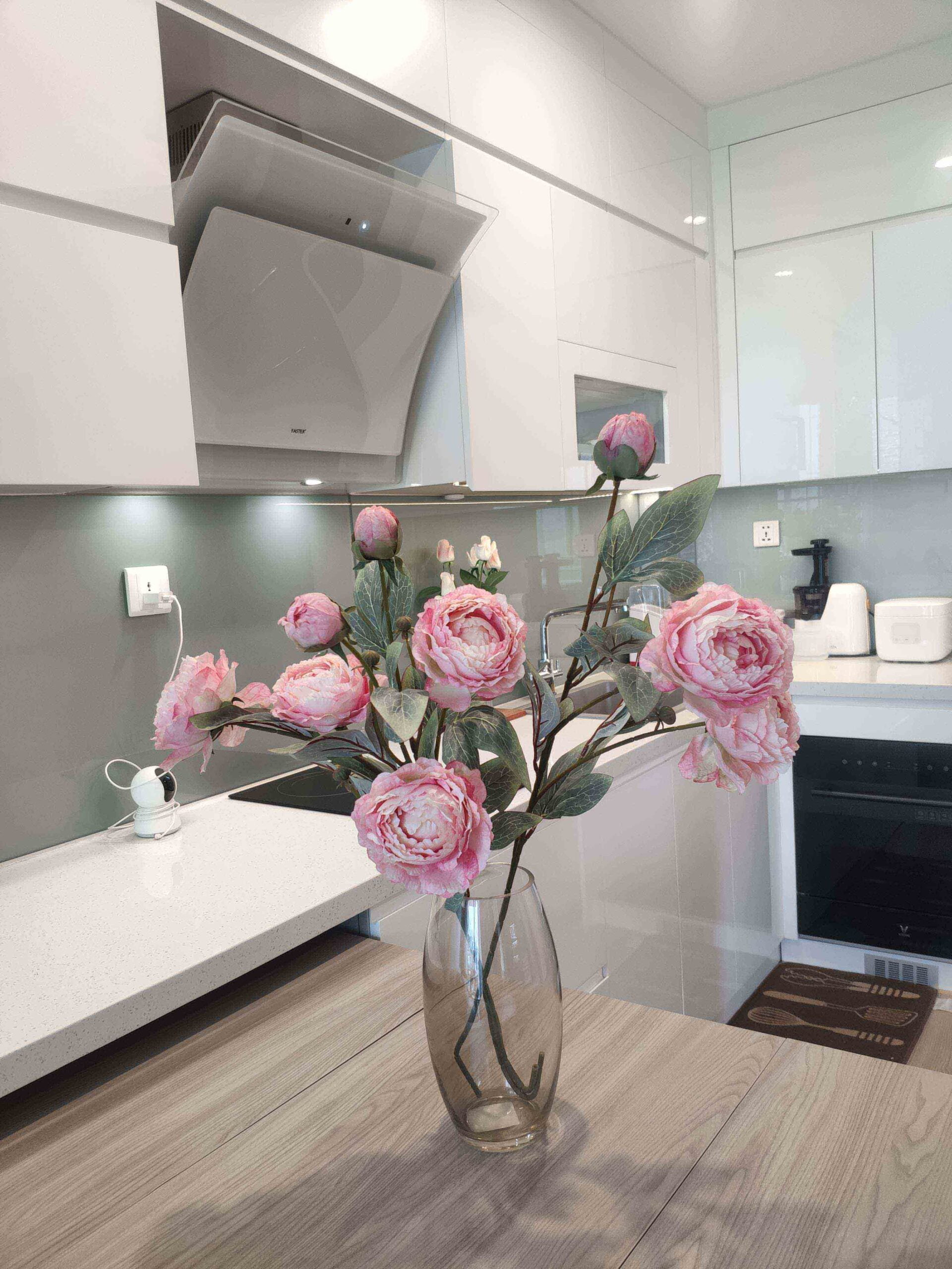 Tủ bếp acrylic phú quốc